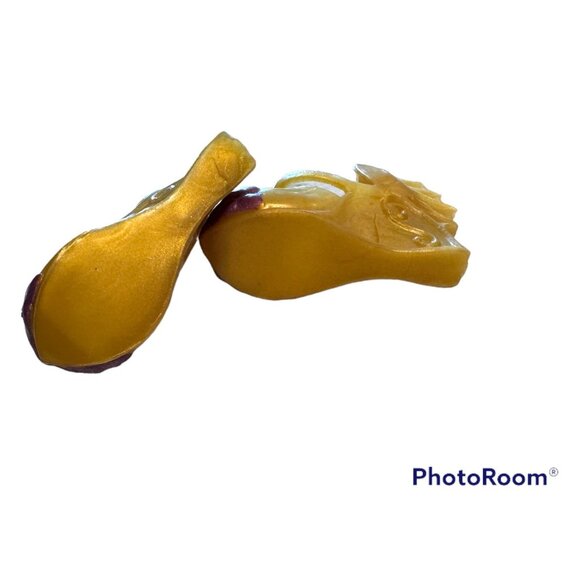 Disney Descendants Isle Of the Lost Mal Coronation Doll Gold Purple Shoes - Picture 4 of 4